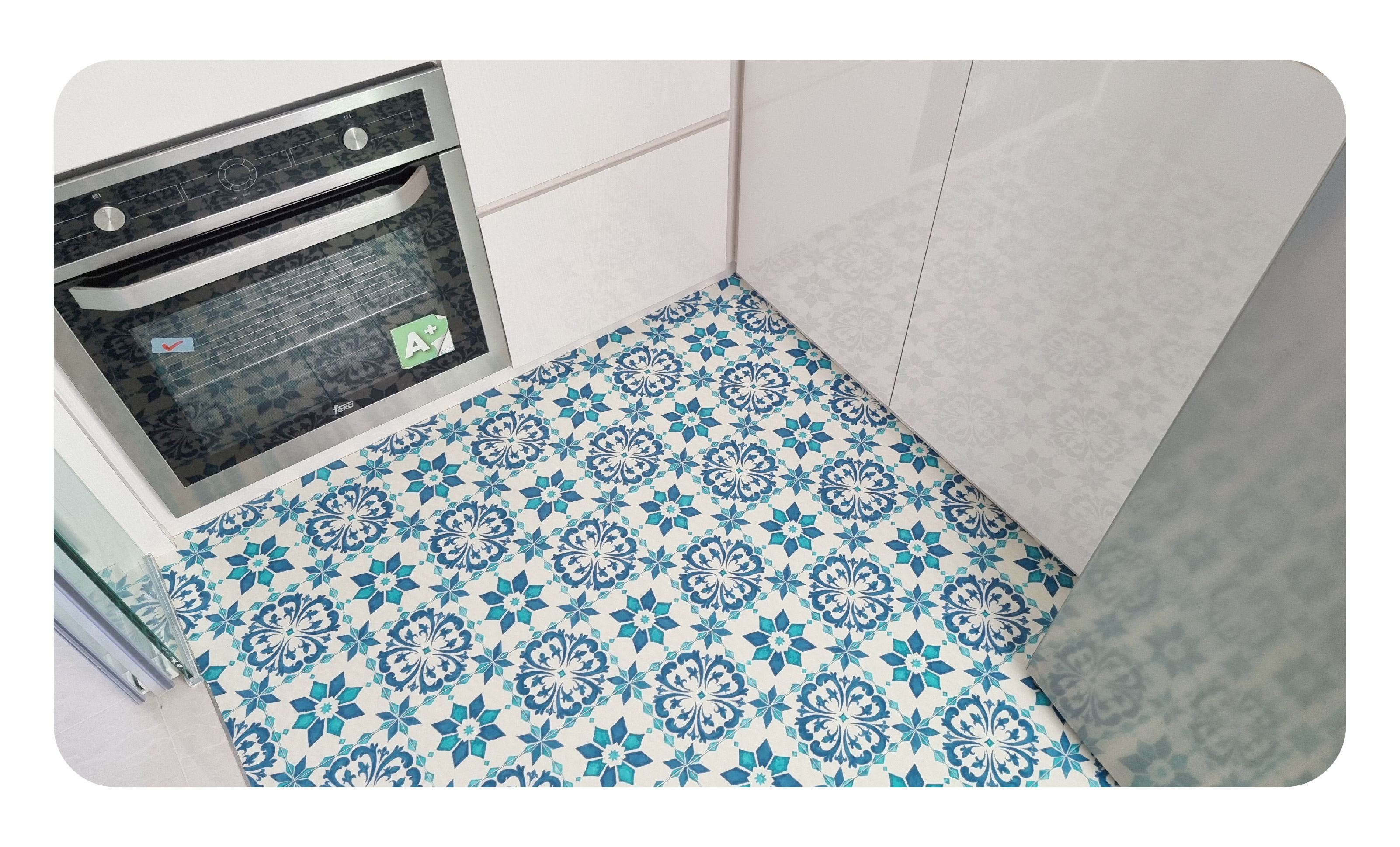 Kitchen that looks prettier with cushion floor